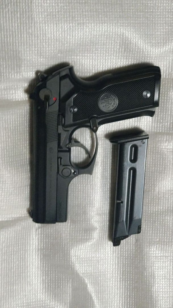 KSC　M8000　クーガー　GBB　カスタムあり　マガジンベースにえぐれ　他