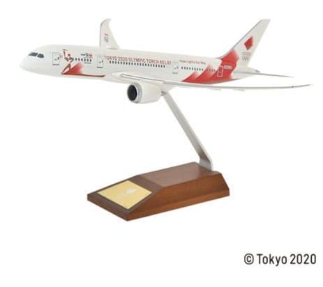 新品東京2020オリンピック聖火特別輸送機TOKYO2020号1/200未使用品