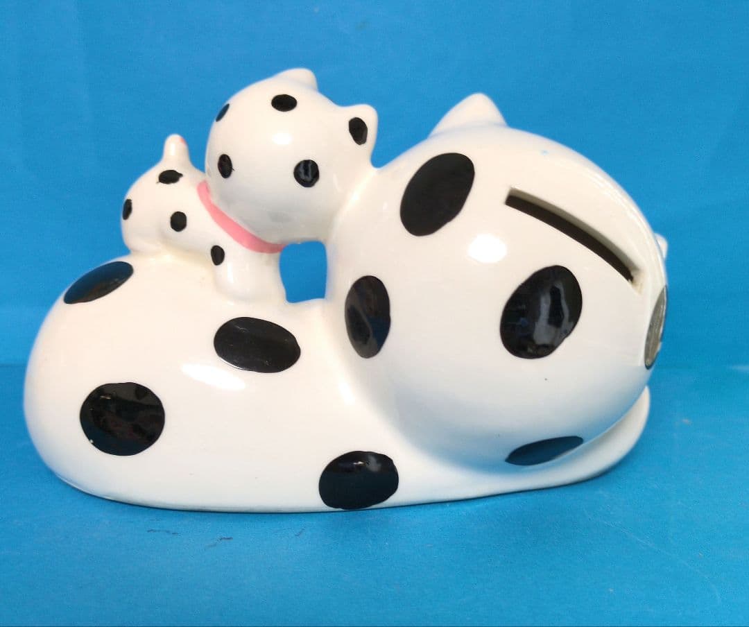 1970年代 内藤ルネ　可愛い黒い水玉模様のおめめパッチリ親猫と眠り子猫の貯金箱