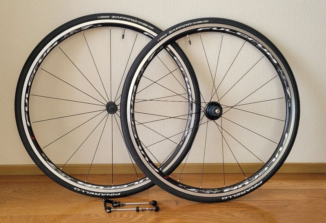 週末限定値引き【美品】FULCRUM レーシング7 700C クリンチャー