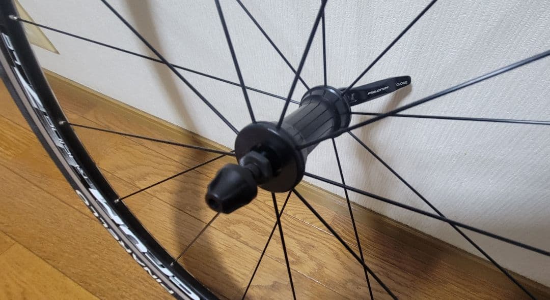 週末限定値引き【美品】FULCRUM レーシング7 700C クリンチャー