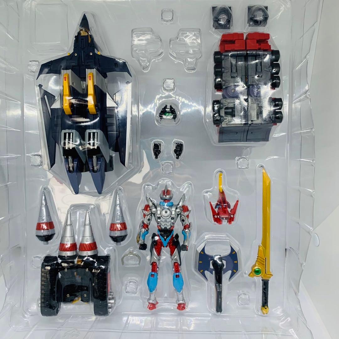 SSSS.(フォーエス)GRIDMAN フルパワー　グリッドマン　電光超人