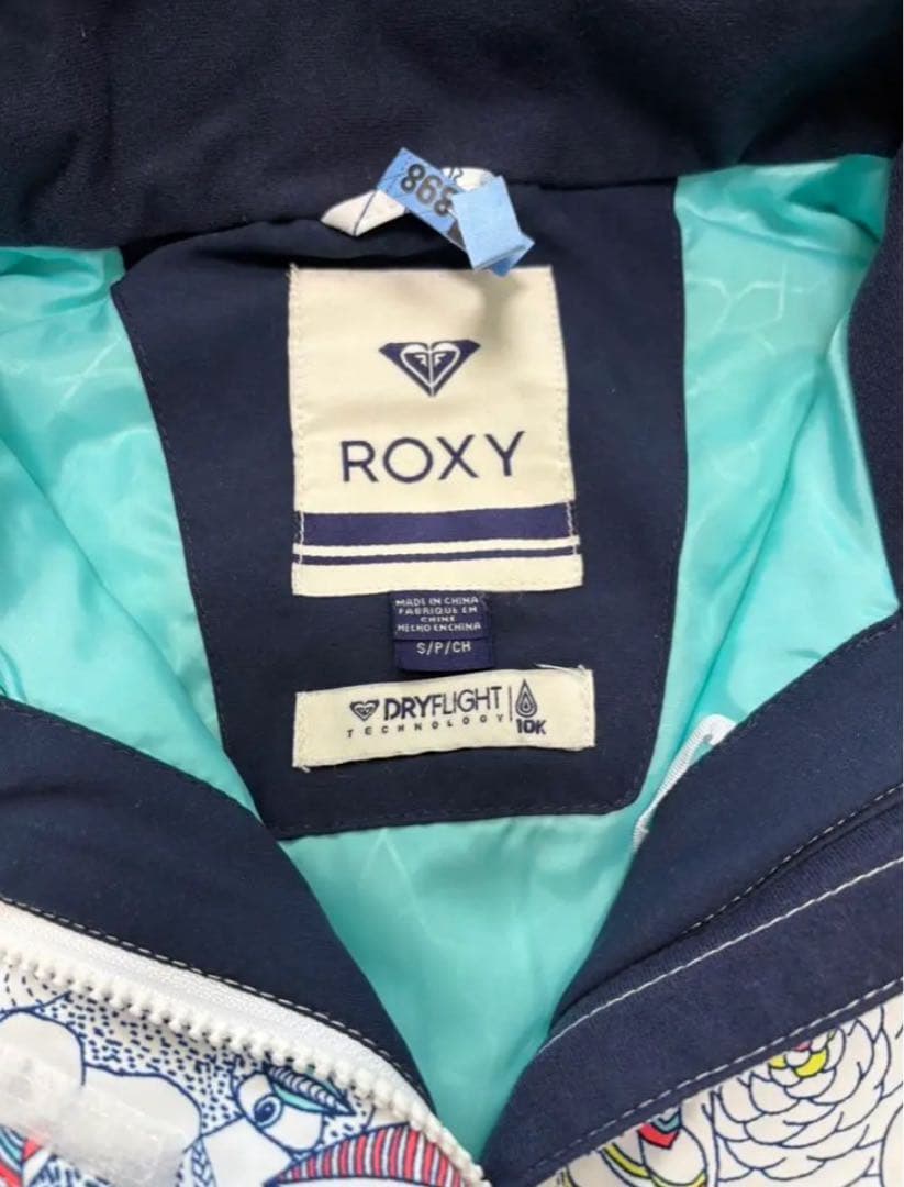ROXY&ONEILL スキーウェア上（Sサイズ）下（身長 150）セット