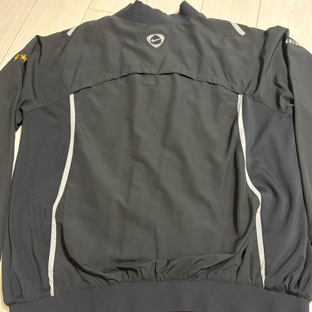 ナイキ製　ユベントス　トラックジャケット　XL 黒　大きいサイズ Y2K