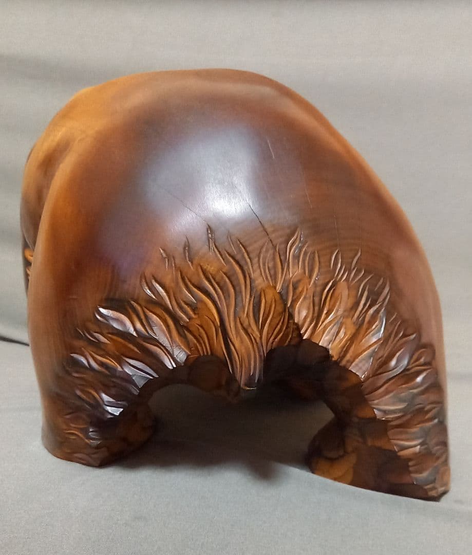 熊一刀彫　民芸品　アイヌ木彫り