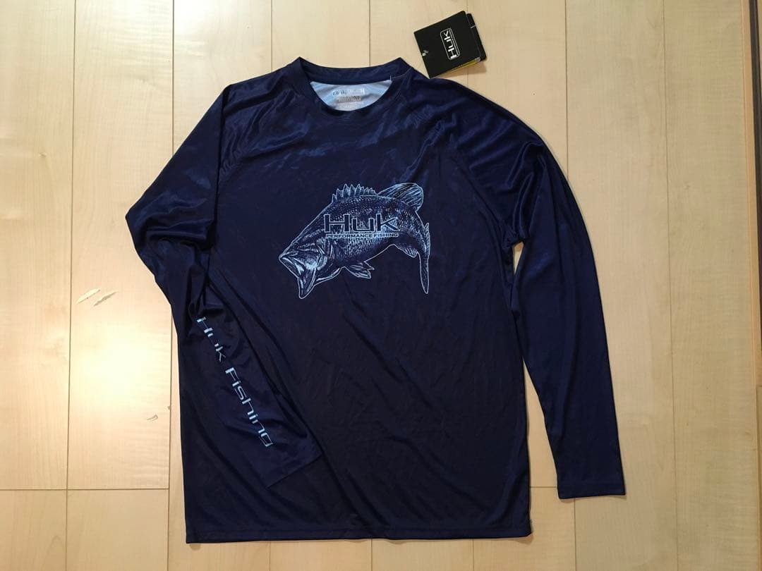 Huk Fishingフィッシングシャツ ネイビー バス柄 M（L） 未使用