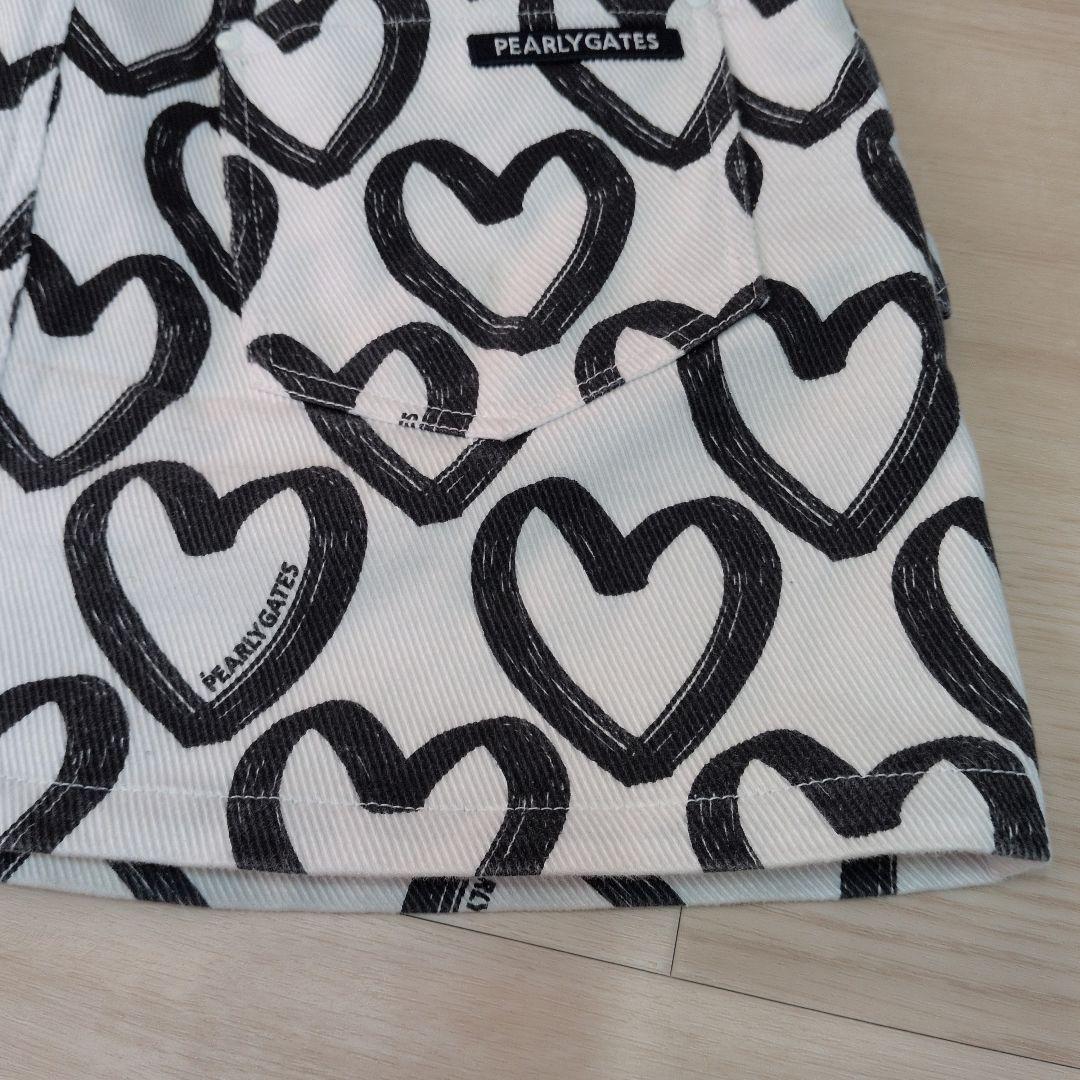 パーリーゲイツ　落書きハート柄スカート　size1