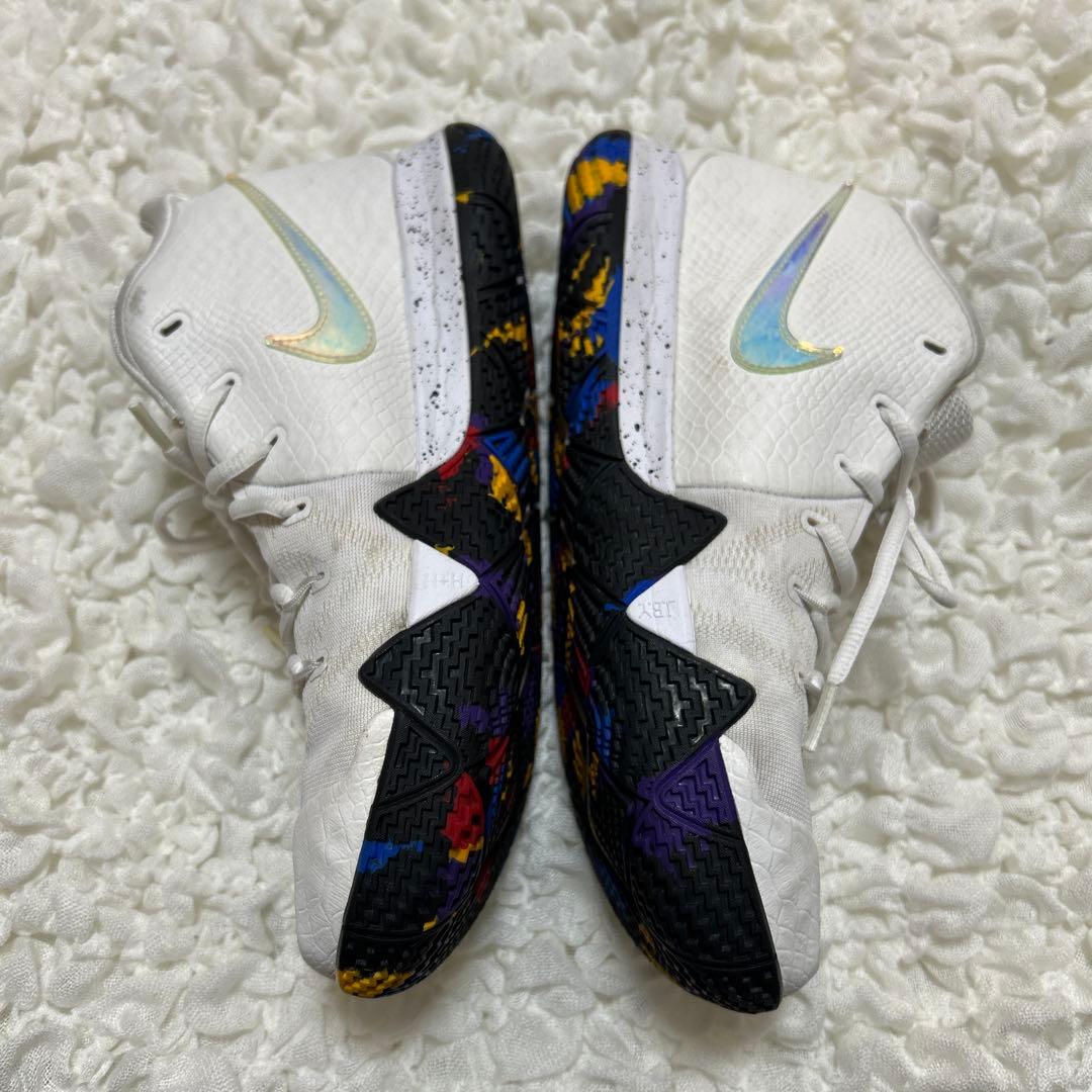 NIKE☆カイリー4