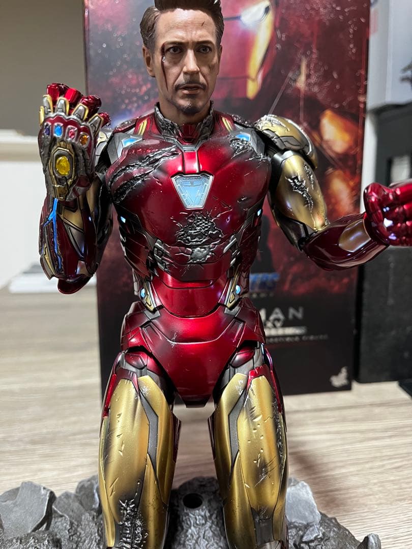 ホットトイズ アイアンマン MARK LXXXV バトルダメージ版