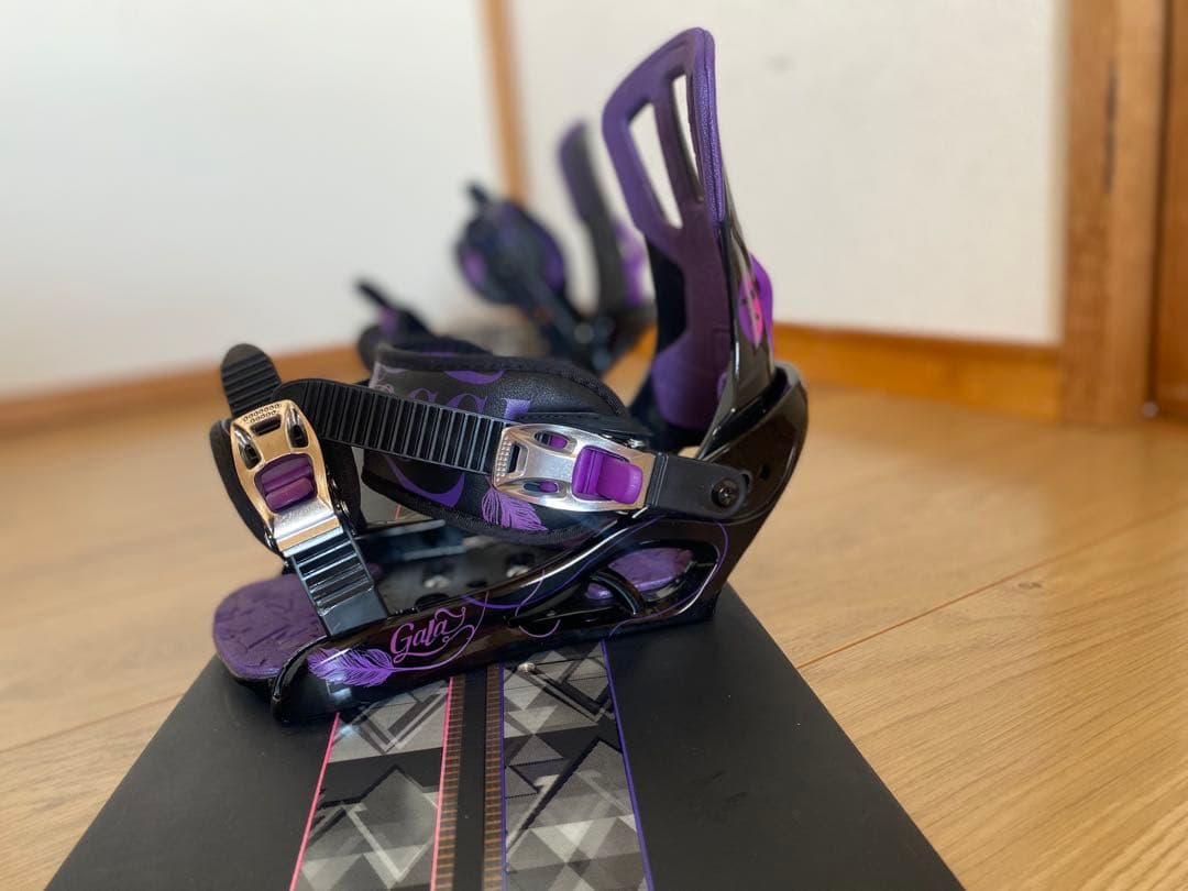 【軽量】 HEAD + ROSSIGNOLレディース スノーボード 2点セット