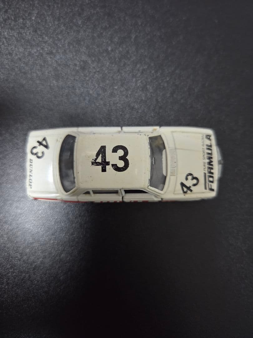 トミカ　メルセデスベンツ450 SEL　 ダンロップ仕様　箱なし