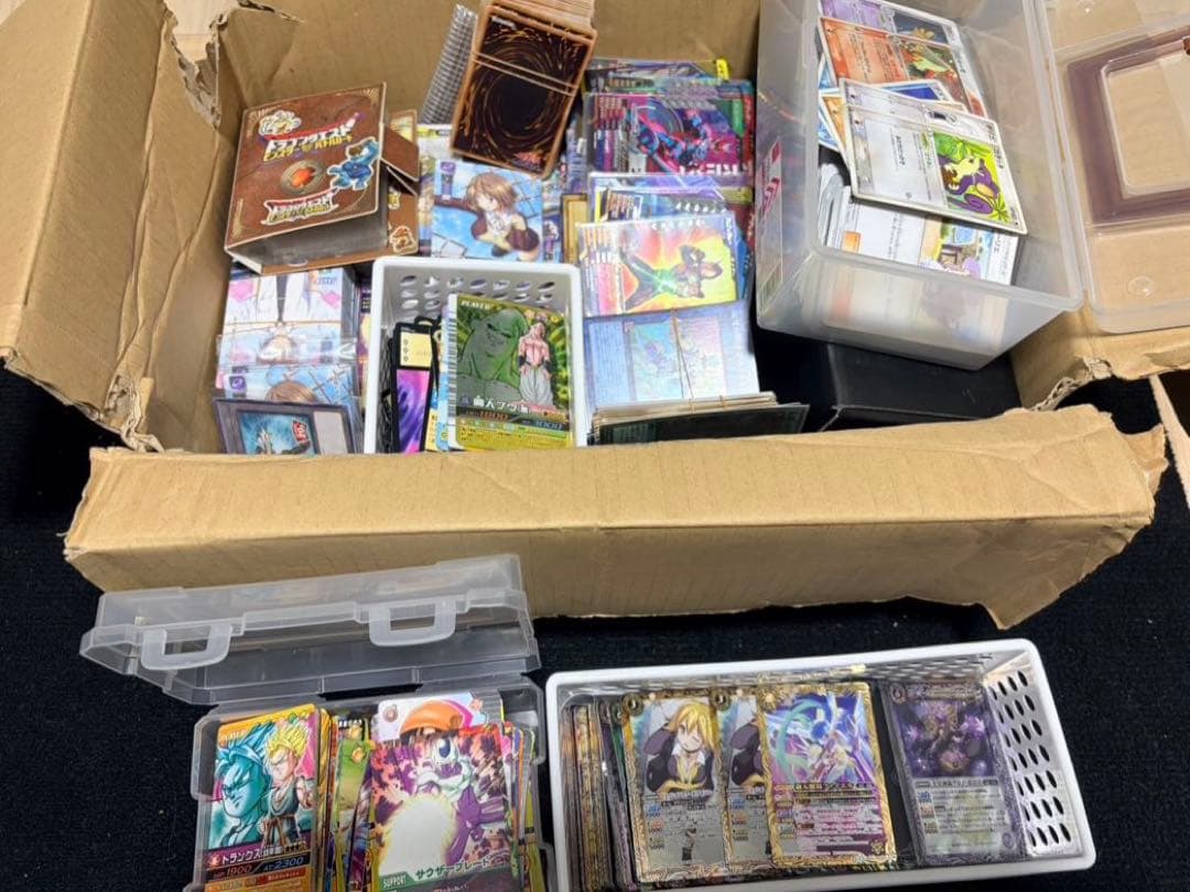トレーディングカードまとめ売り