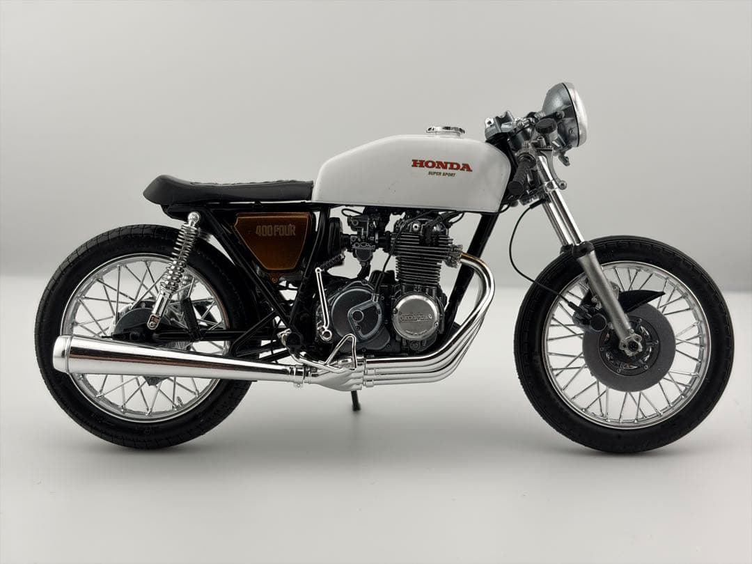 アオシマ 1/12　ホンダ CB400FOUR カスタム 塗装済 完成品