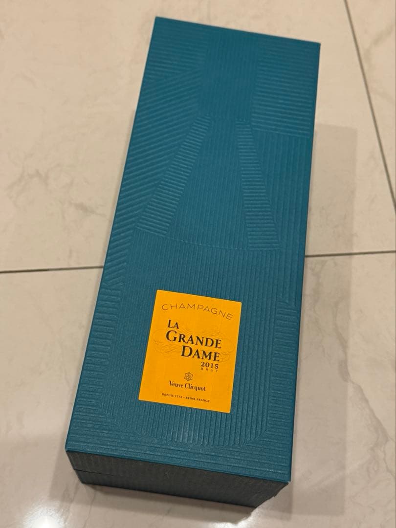 ヴーヴ・クリコ ラ・グランダム 2015 シャンパン