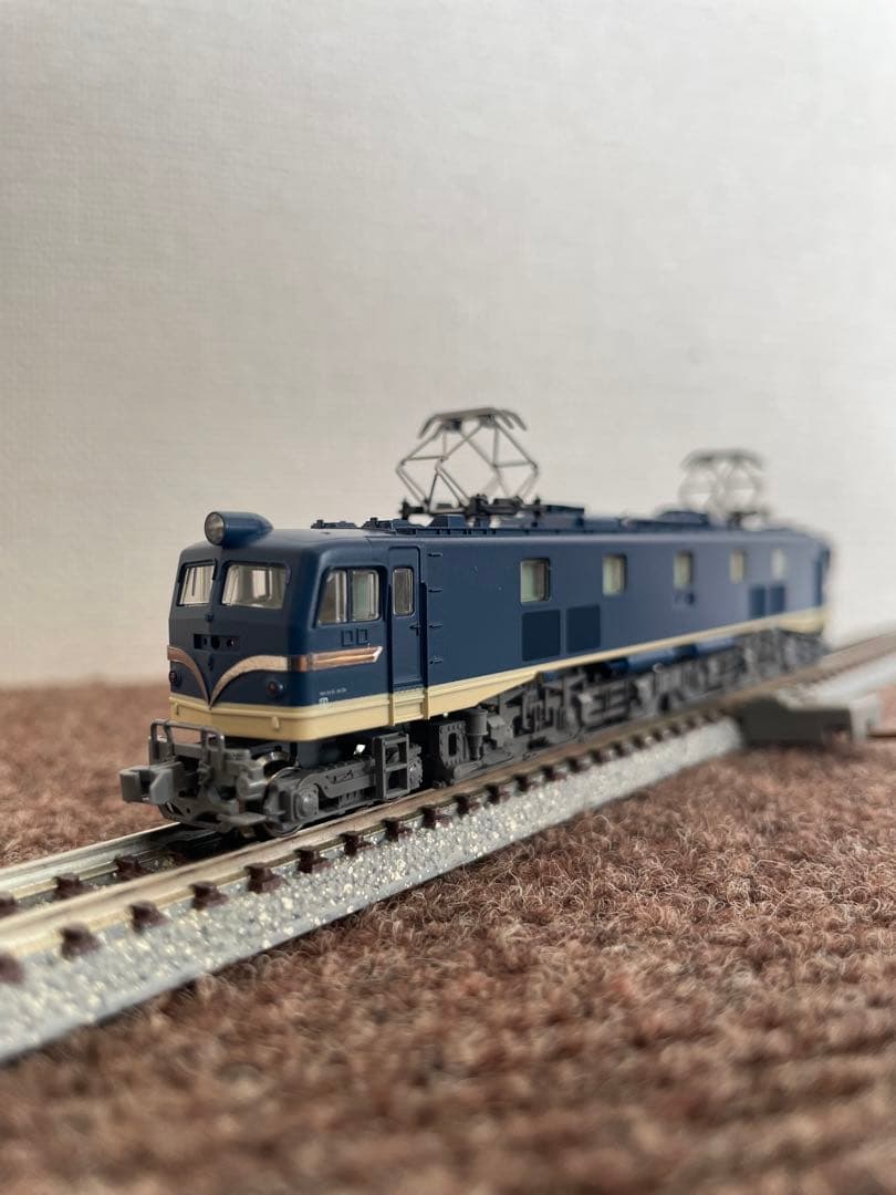 EF５８機関車　20系寝台客車増結　KATO。