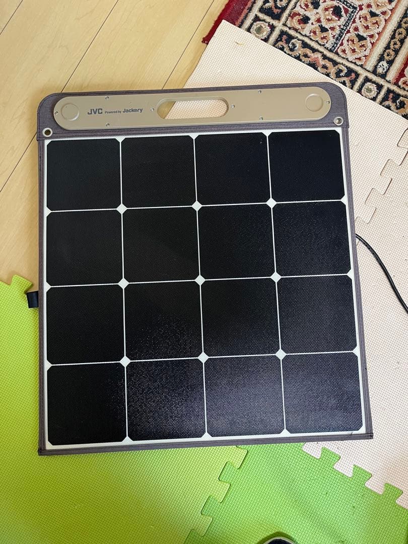 JVC Powered by Jackery ポータブルソーラーパネル