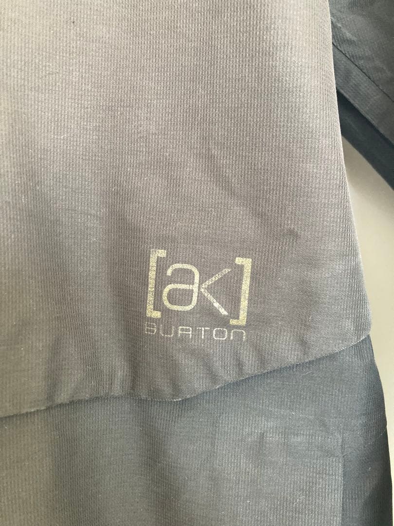 Burton AK上下セットMサイズ