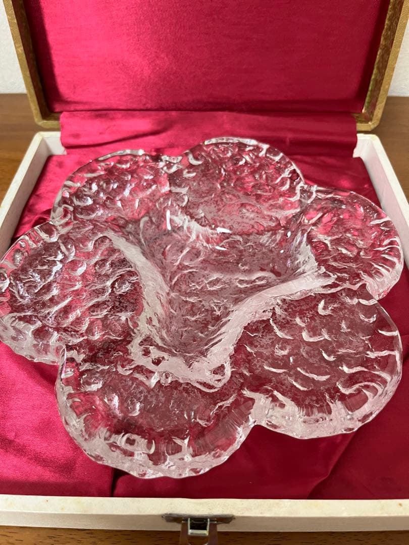 ニューオータニタワー竣工記念品　岩田久利