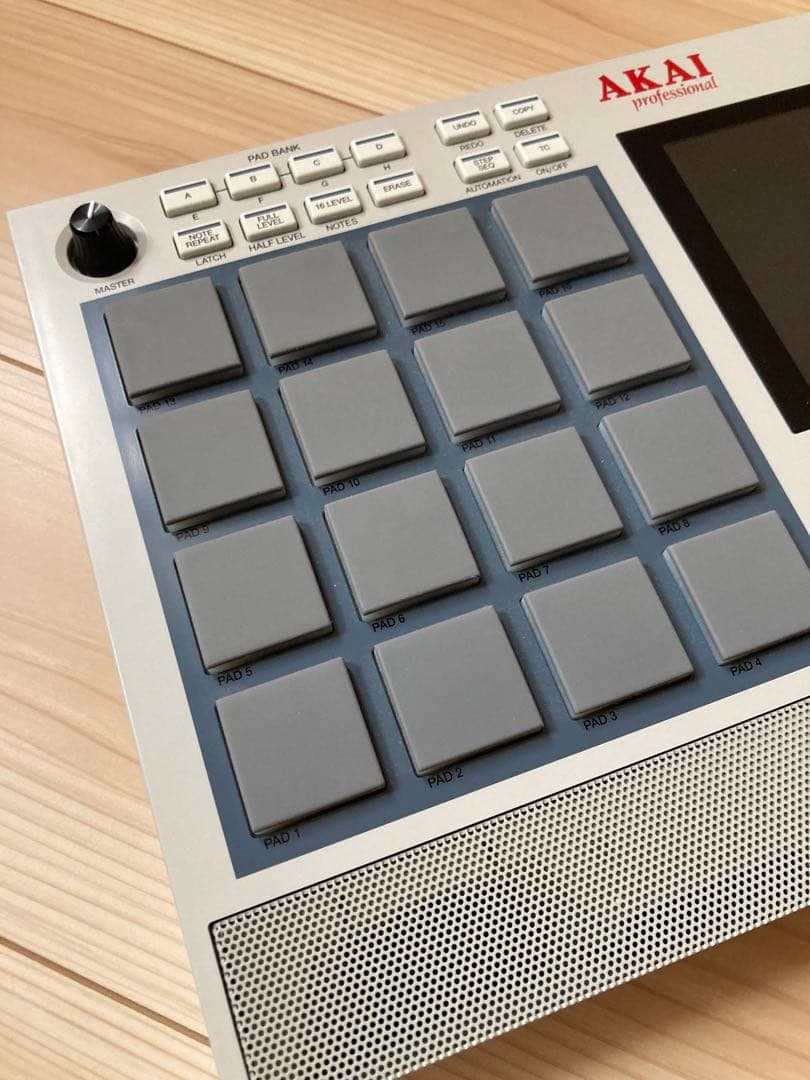 akai mpc live2 retro SSD 1TB 付属