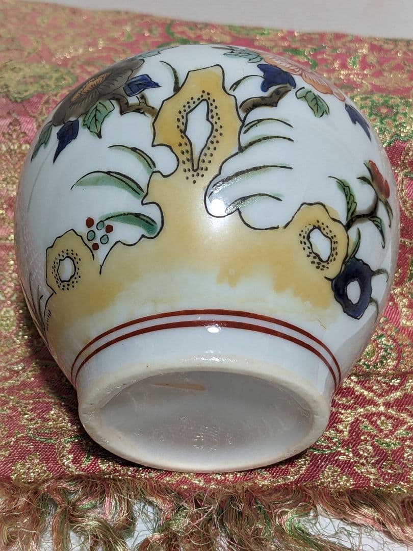 ♦11代酒井田柿右衛門 岩牡丹文様壺小壺 明治時代〜大正時代 古美術骨董品