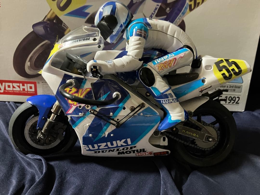 KYOSHO RGV-T 1/8スケール ハングオンレーサー