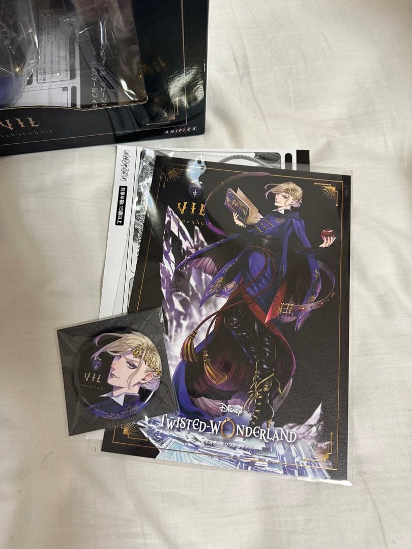 ツイステ ヴィル・シェーンハイト 1/8スケールフィギュア 予約特典付き