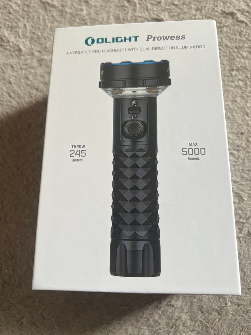 Olight Prowess EDC懐中電灯