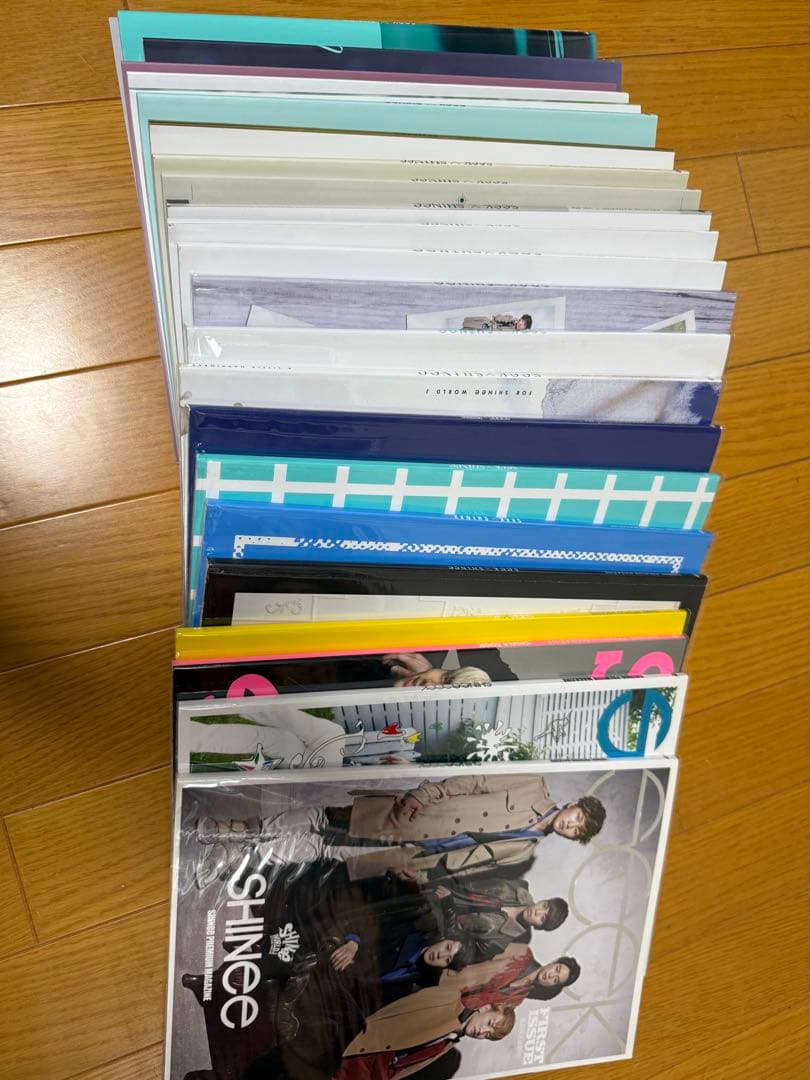 最新版も追加！SHINee SEEK(1〜25)全巻セット