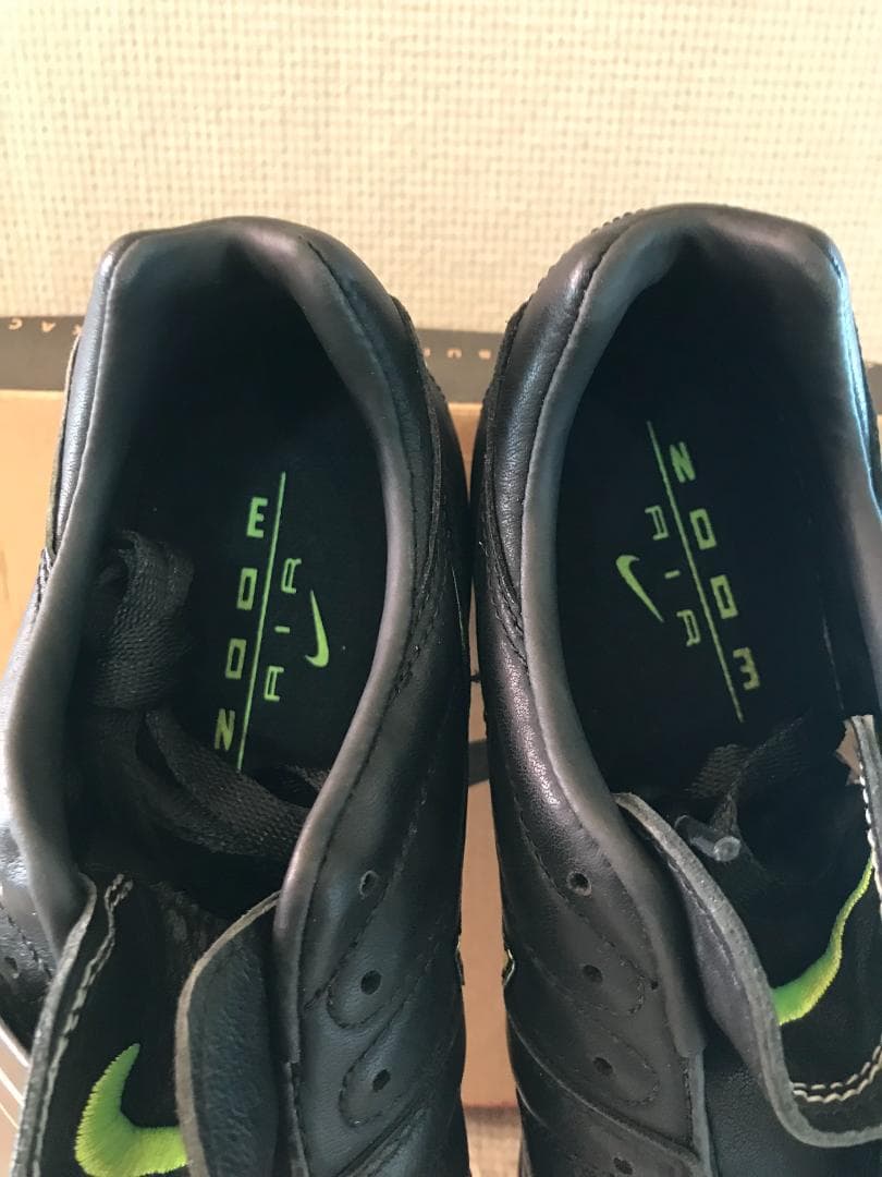 NIKE　97エアリオズーム　25.0cm箱付き未使用品