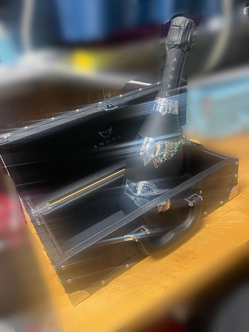 ANGEL シャンパン 750ml 専用ケース付き　BLACK
