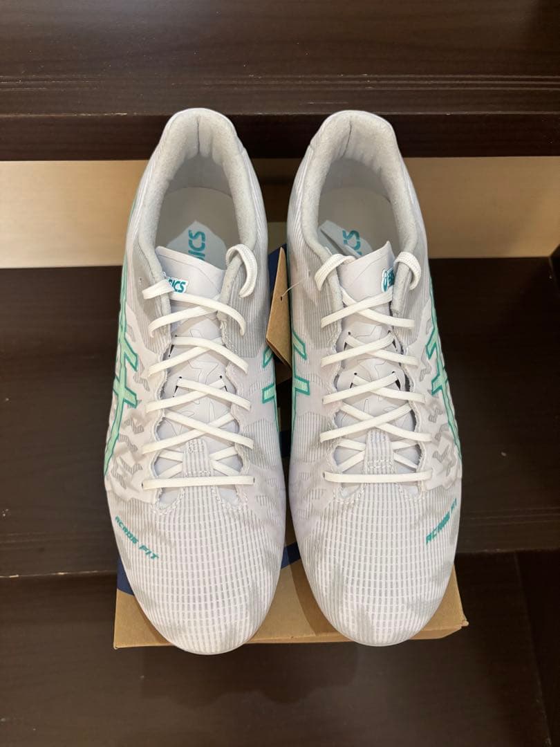 サッカースパイク　DS LIGHT ACROS 3 PRO 26.5cm 新品