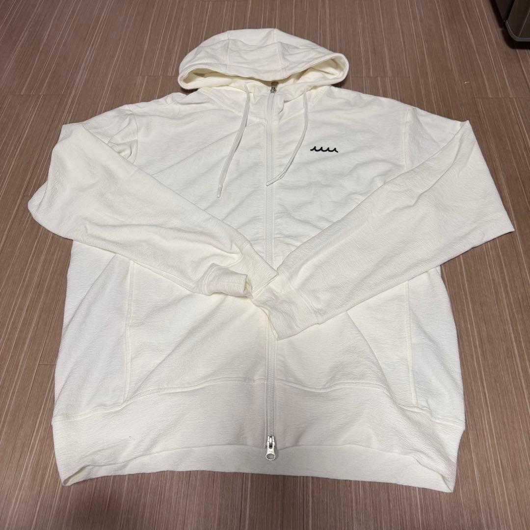 muta フード付きパーカー　サイズLL