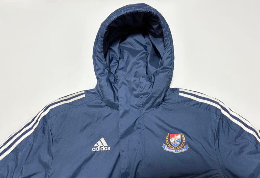 横浜F・マリノス／adidas 中綿 ハーフジャケット ベンチコート (O）