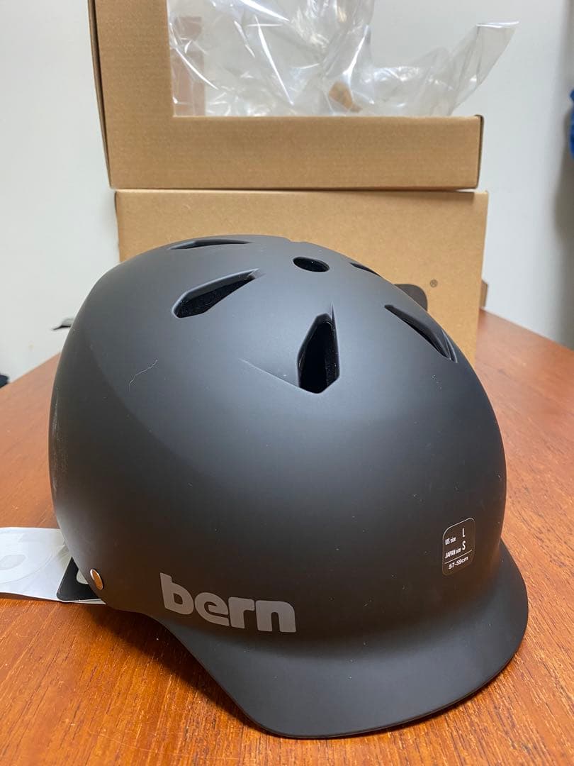 bern ヘルメット Lサイズ マットブラック