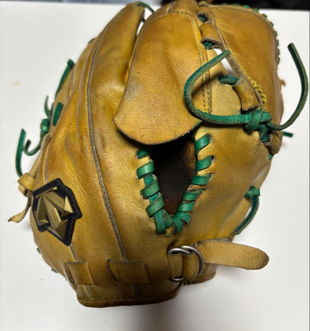 デサント 硬式投手用グローブ