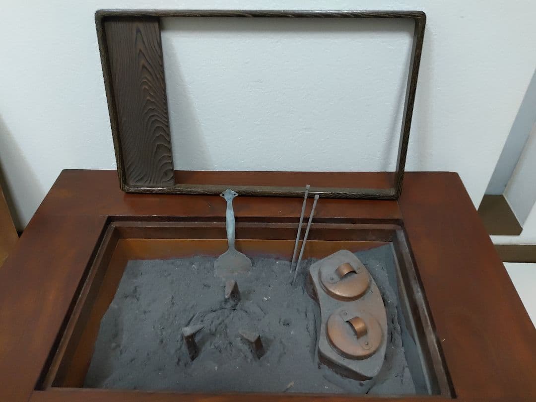 長火鉢　火鉢　囲炉裏座卓 　 ローテーブル 鉄器類は全て込みです