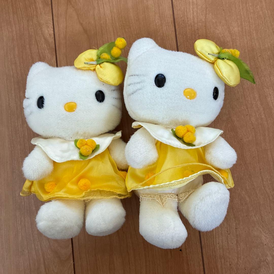 キティちゃん ぬいぐるみ 花占い