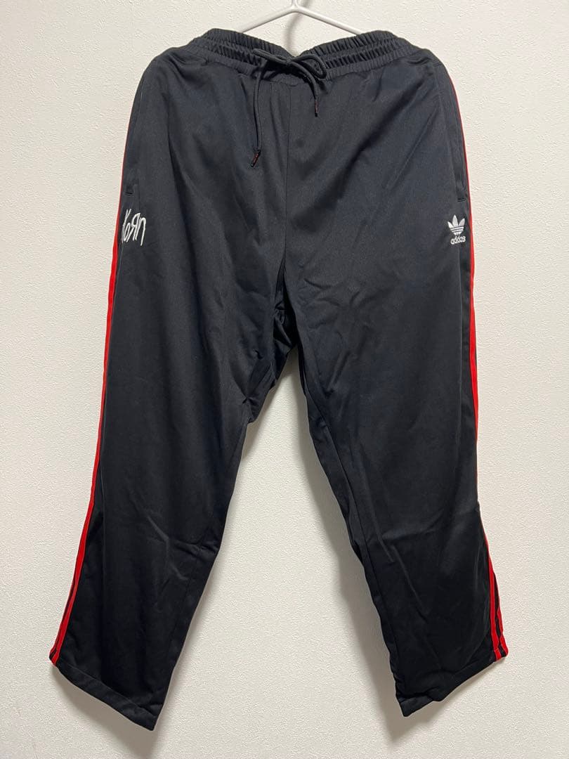 adidas Korn トラックパンツ XL ジャージ パンツ 黒赤