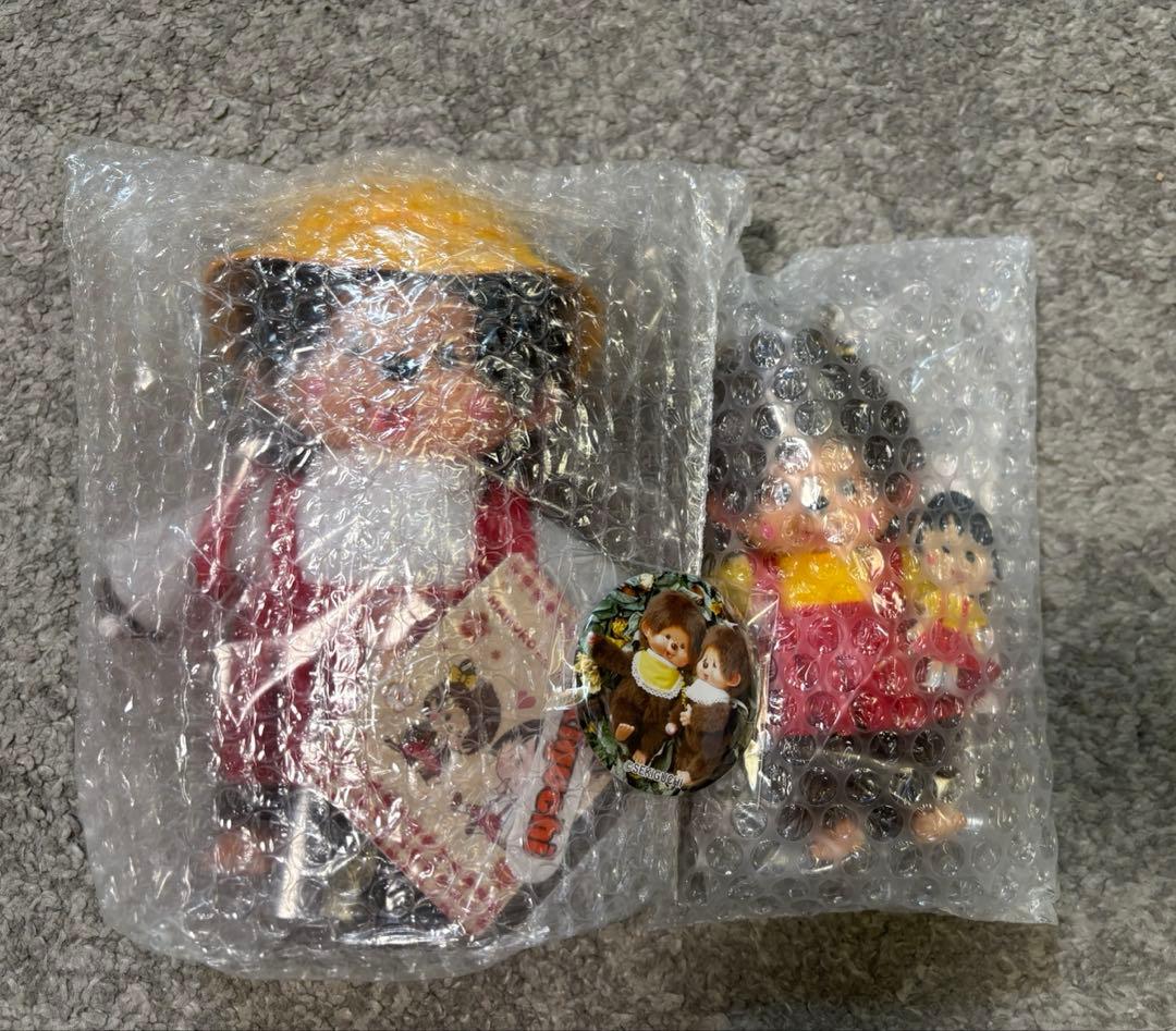 3セット　ちびまる子ちゃん x モンチッチ 缶バッチ