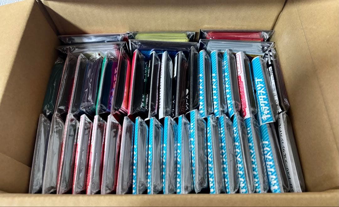 キャラクタースリーブ　デッキシールド　60個　まとめ売り