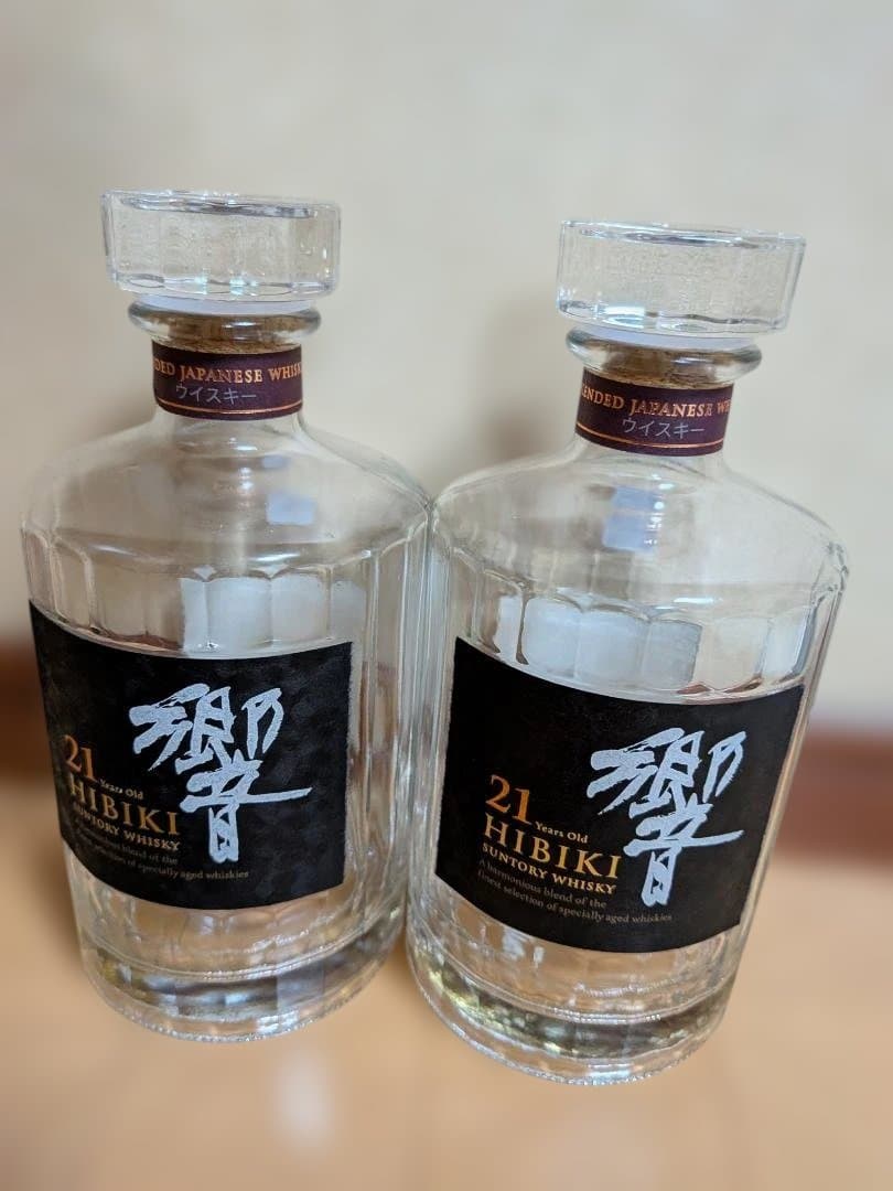 サントリー　ウイスキー　響21　空き瓶2本セット 綺麗な箱付き