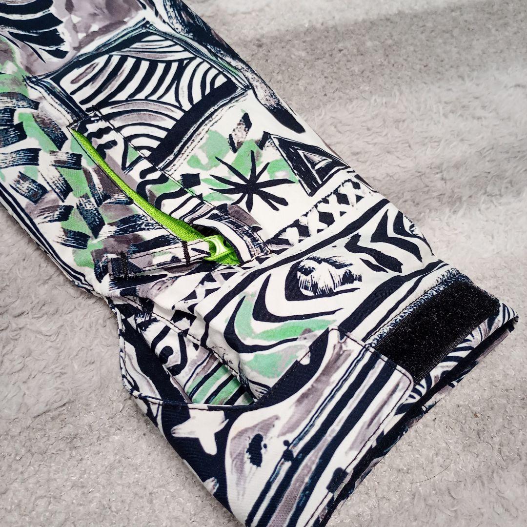 美品　QUIKSILVER スノボウェア 　上下セットアップ　クイックシルバー