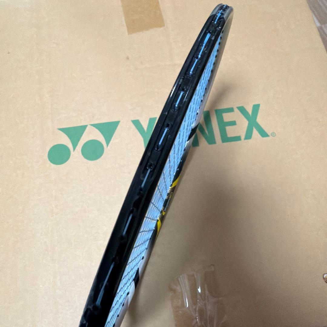 傷ありYONEX ARC SABER 7 バドミントンラケット