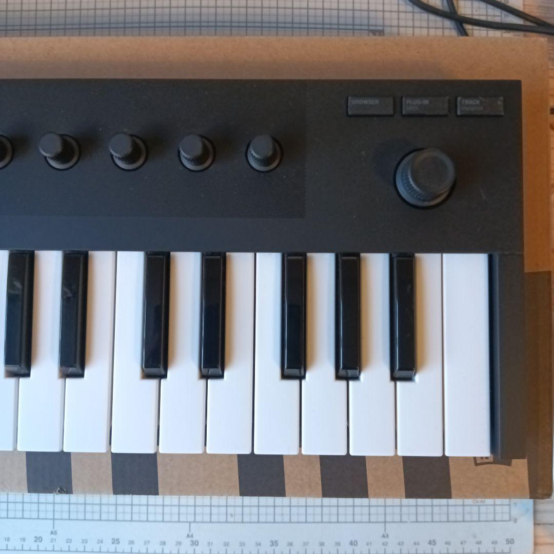 Native Instruments M32 美品 箱あり ライセンス譲渡済み