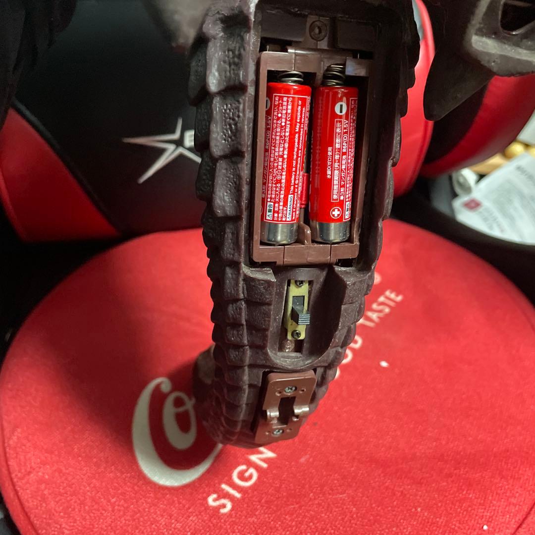 怪獣レトロ　裏蓋無し