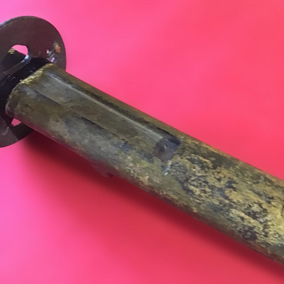 脇差一作拵　目貫飛龍　金被切刃　安親在銘鍔　金泥塗鞘　繋ぎは木製