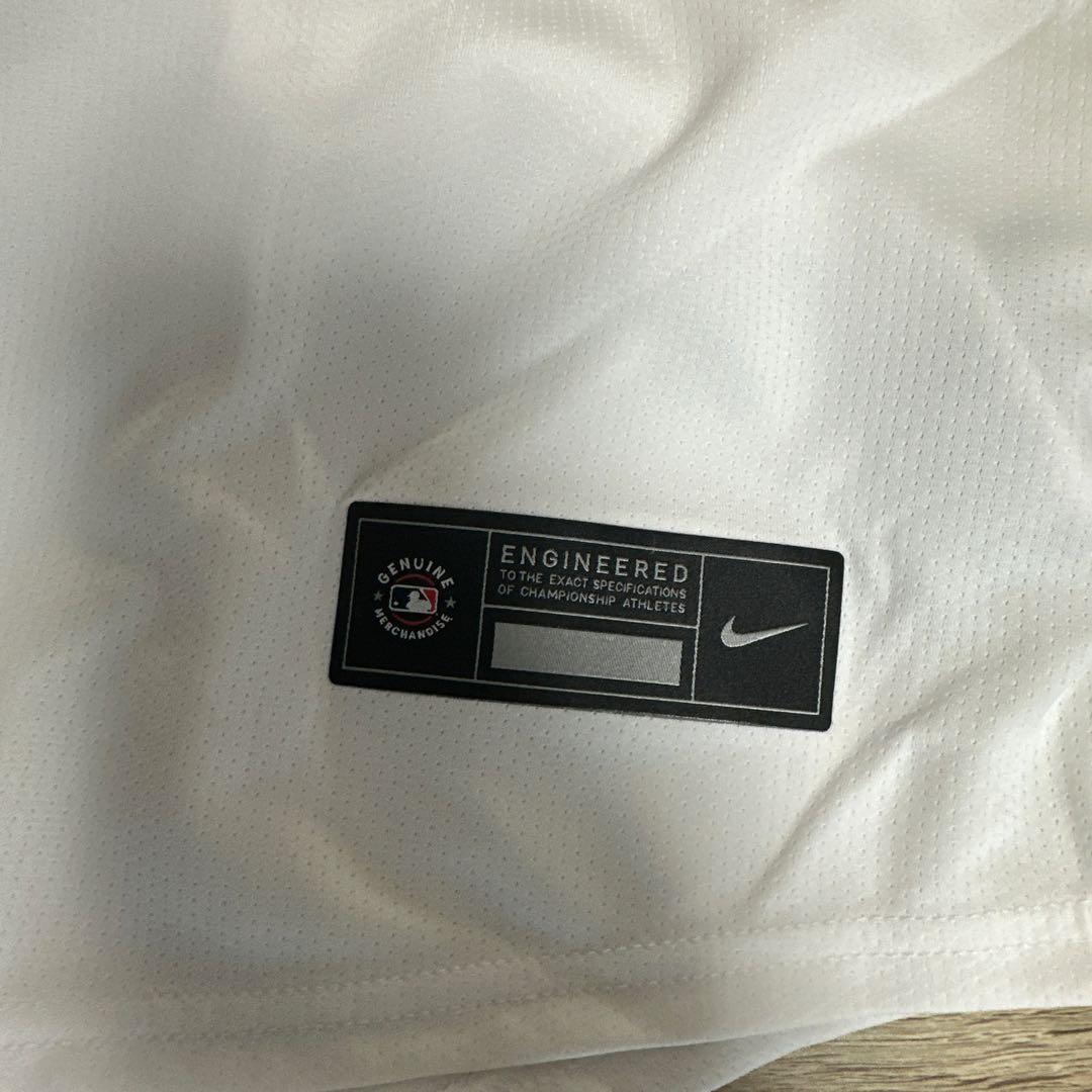 【ラスト１点】テオスカー・ヘルナンデス　ゴールドユニフォーム