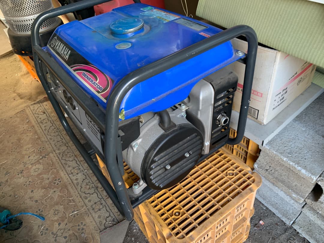 簡単グッズ【送料無料】YAMAHA EF23H 発電機