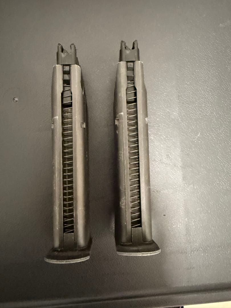 Sig Sauer P226 ガスガン ブラック マガジン2本