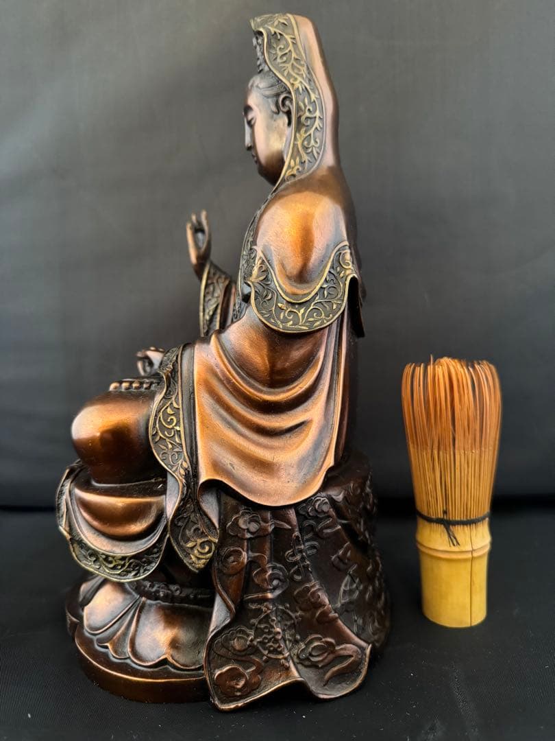 観音 菩薩 銅製 仏像 彫刻 置物 開運 風水 骨董　インテリア　アンティーク